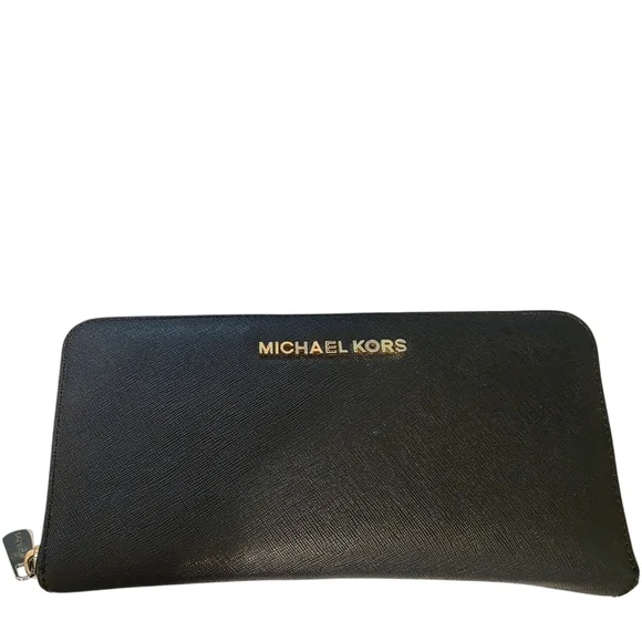 Michael Kors Black Zip Wallet - Picture 1 of 5